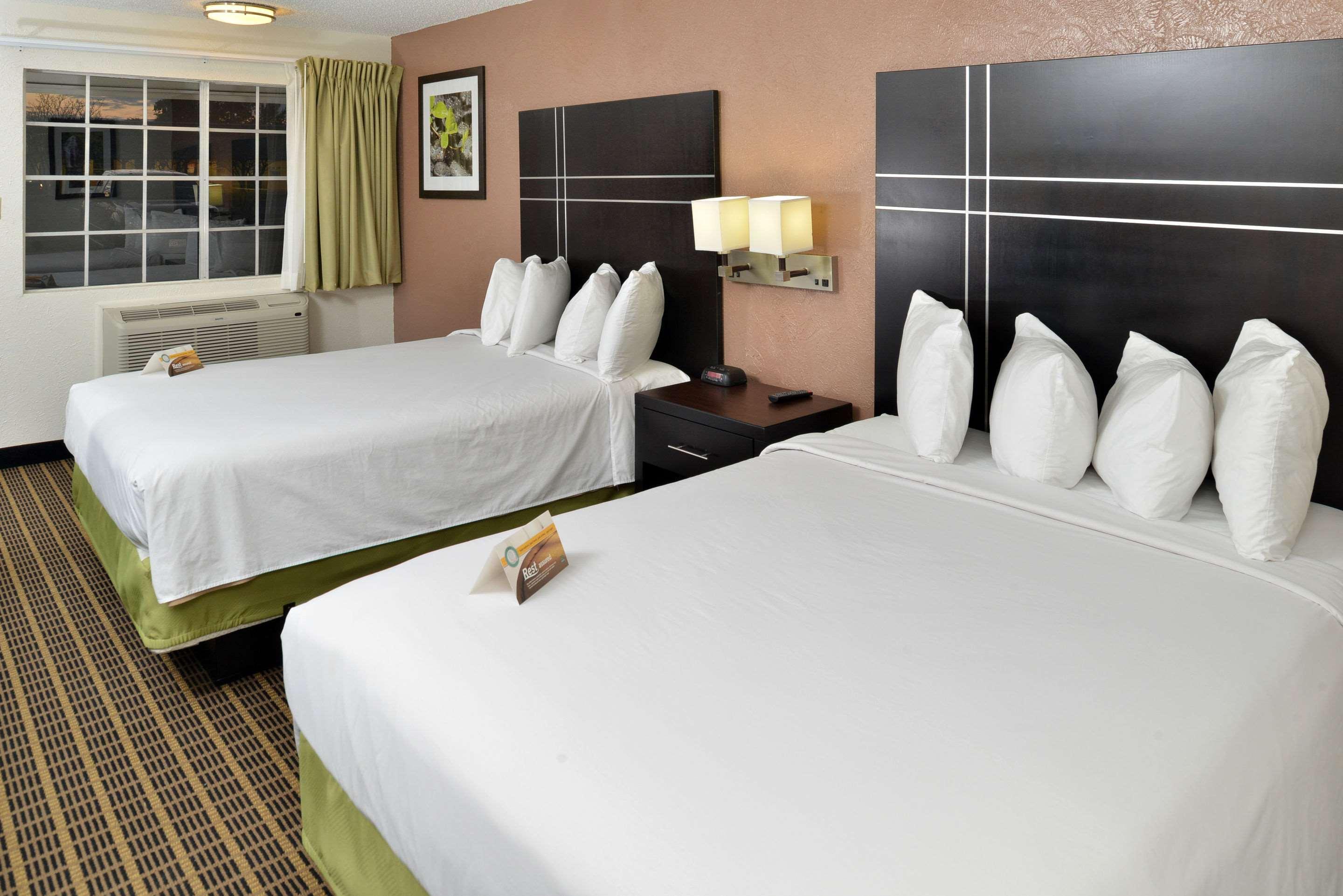 Gonzales Quality Inn מראה חיצוני תמונה