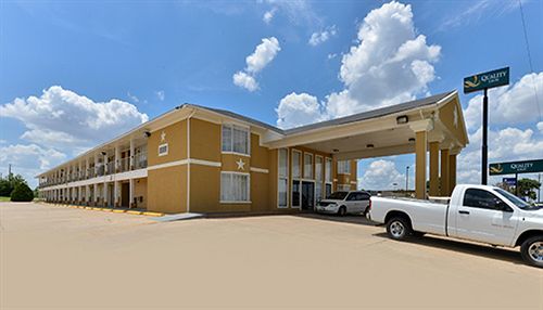Gonzales Quality Inn מראה חיצוני תמונה